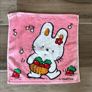 Vintage Towa Pure washcloth size towel kawaii Japanese bunny